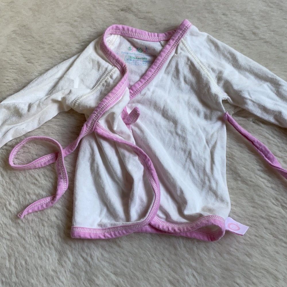 Sprout | Ivory & Pink Bamboo Pajama Set | 0-1 Month - Picture 5 of 15